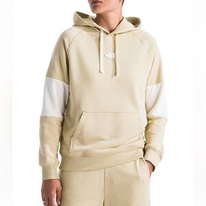 NEW!! The North Face Women's Colorblocked Raglan-Sleeve Hoodie